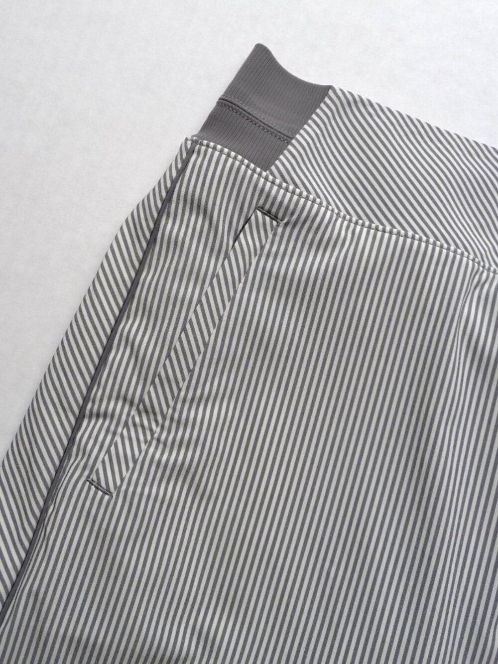 Athleta Skort Size 0 Brooklyn Gray Stripes - Picture 5 of 9